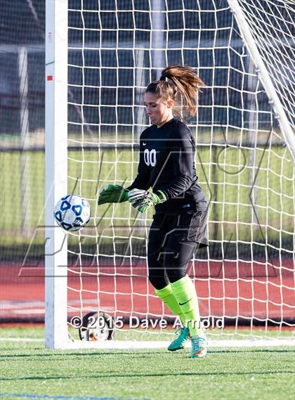 Thumbnail 3 in Hingham vs Concord-Carlisle (MIAA Division 2 Final) photogallery.