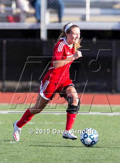 Thumbnail 1 in Hingham vs Concord-Carlisle (MIAA Division 2 Final) photogallery.
