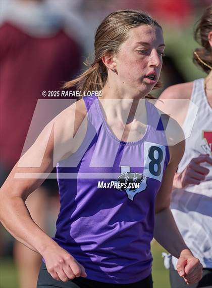 Thumbnail 1 in Dog Pound Invitational (800M) photogallery.