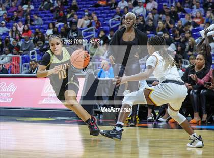 Thumbnail 1 in Summer Creek vs. South Grand Prairie (UIL 6A State Semifinal) photogallery.