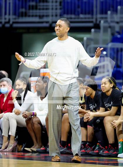 Thumbnail 2 in Summer Creek vs. South Grand Prairie (UIL 6A State Semifinal) photogallery.