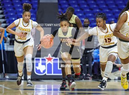 Thumbnail 2 in Summer Creek vs. South Grand Prairie (UIL 6A State Semifinal) photogallery.