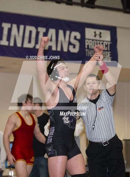 Thumbnail 2 in IHSA  2A Mascoutah Sectional photogallery.