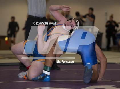 Thumbnail 3 in IHSA  2A Mascoutah Sectional photogallery.