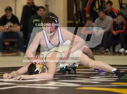 Thumbnail 2 in IHSA  2A Mascoutah Sectional photogallery.