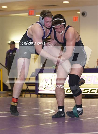 Thumbnail 1 in IHSA  2A Mascoutah Sectional photogallery.