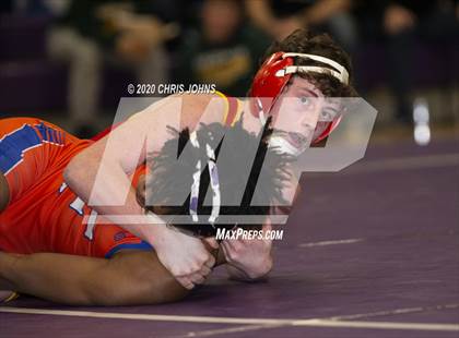 Thumbnail 2 in IHSA  2A Mascoutah Sectional photogallery.