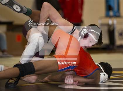 Thumbnail 2 in IHSA  2A Mascoutah Sectional photogallery.