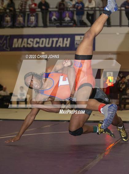Thumbnail 1 in IHSA  2A Mascoutah Sectional photogallery.