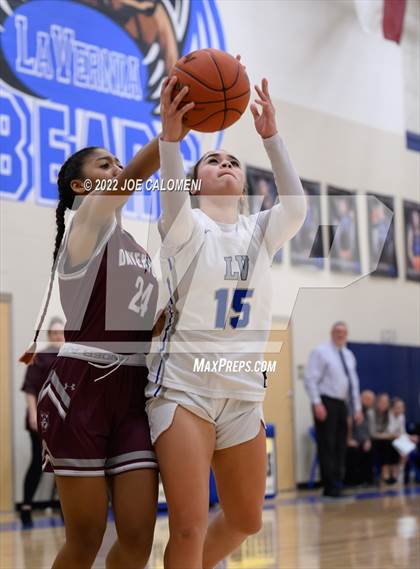 Thumbnail 2 in Davenport vs La Vernia (UIL 4A Region 3 Bi-District) photogallery.