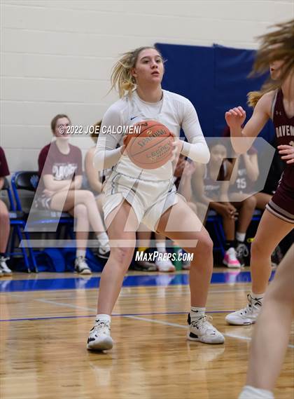 Thumbnail 1 in Davenport vs La Vernia (UIL 4A Region 3 Bi-District) photogallery.
