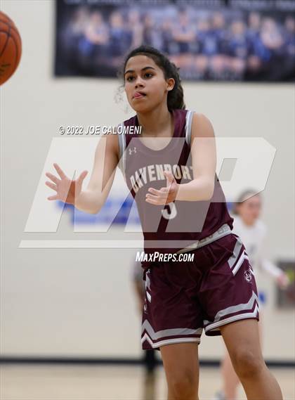 Thumbnail 3 in Davenport vs La Vernia (UIL 4A Region 3 Bi-District) photogallery.