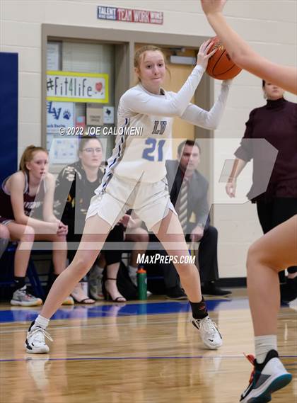 Thumbnail 1 in Davenport vs La Vernia (UIL 4A Region 3 Bi-District) photogallery.