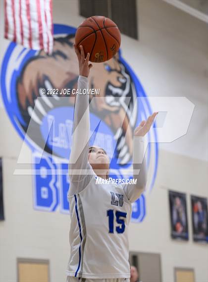 Thumbnail 1 in Davenport vs La Vernia (UIL 4A Region 3 Bi-District) photogallery.