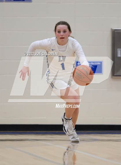 Thumbnail 1 in Davenport vs La Vernia (UIL 4A Region 3 Bi-District) photogallery.