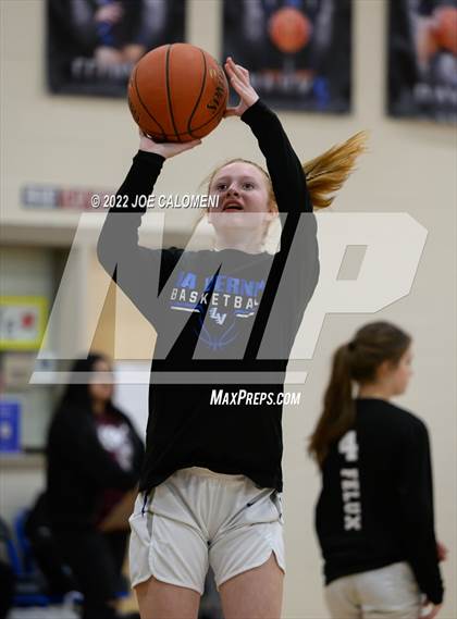Thumbnail 3 in Davenport vs La Vernia (UIL 4A Region 3 Bi-District) photogallery.
