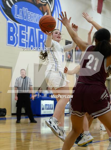 Thumbnail 3 in Davenport vs La Vernia (UIL 4A Region 3 Bi-District) photogallery.