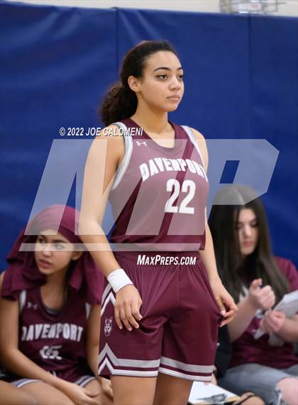 Thumbnail 2 in Davenport vs La Vernia (UIL 4A Region 3 Bi-District) photogallery.