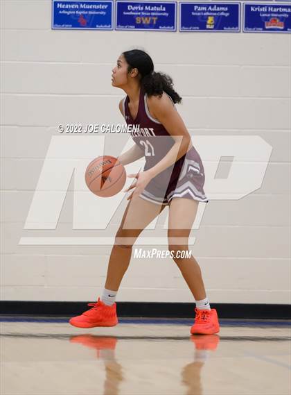 Thumbnail 1 in Davenport vs La Vernia (UIL 4A Region 3 Bi-District) photogallery.