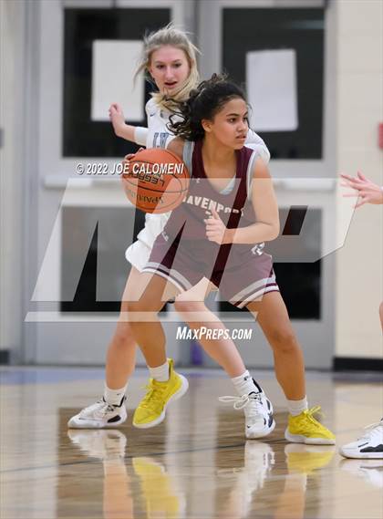 Thumbnail 1 in Davenport vs La Vernia (UIL 4A Region 3 Bi-District) photogallery.