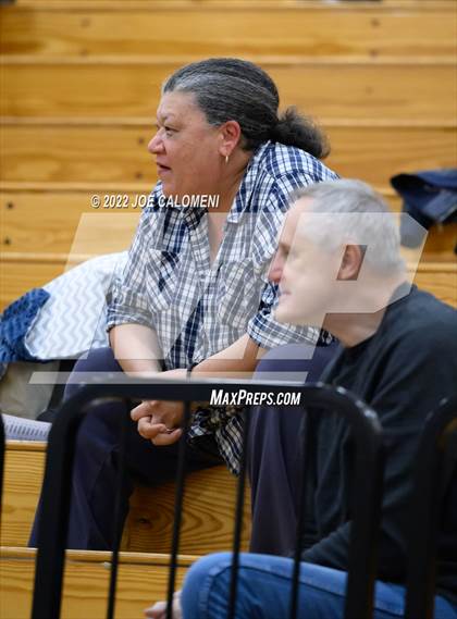 Thumbnail 3 in Davenport vs La Vernia (UIL 4A Region 3 Bi-District) photogallery.