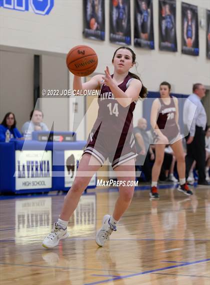 Thumbnail 3 in Davenport vs La Vernia (UIL 4A Region 3 Bi-District) photogallery.