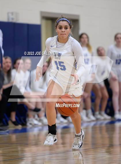 Thumbnail 2 in Davenport vs La Vernia (UIL 4A Region 3 Bi-District) photogallery.