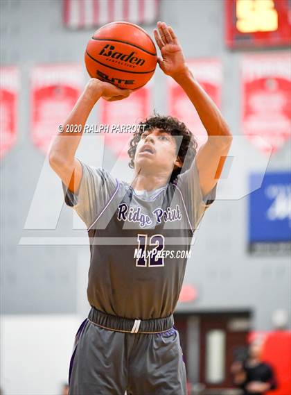 Thumbnail 3 in Ridge Point @ Fort Bend Travis photogallery.