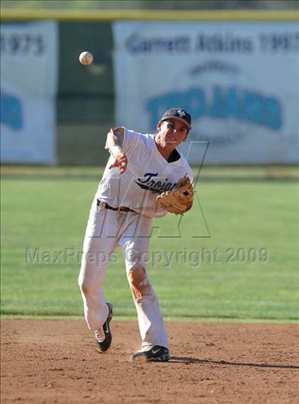 Thumbnail 3 in Laguna Hills @ University photogallery.