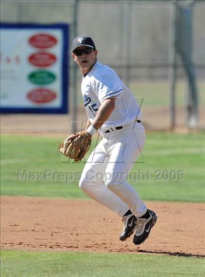 Thumbnail 2 in Laguna Hills @ University photogallery.