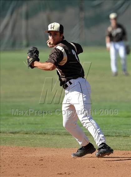 Thumbnail 2 in Laguna Hills @ University photogallery.