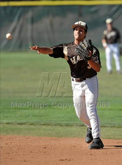 Thumbnail 1 in Laguna Hills @ University photogallery.