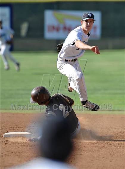 Thumbnail 2 in Laguna Hills @ University photogallery.