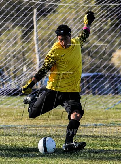 Thumbnail 2 in Sandia Prep @ Santa Fe Prep photogallery.