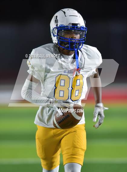Thumbnail 2 in Artesia vs. Gahr ( CIF-SS Division 13 Round 2 ) photogallery.