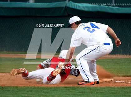 Thumbnail 2 in Bishop Gorman vs. Tucson High Magnet (Bishop Gorman Desert Classic) photogallery.