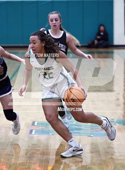 Thumbnail 2 in Ardrey Kell @ Myers Park photogallery.