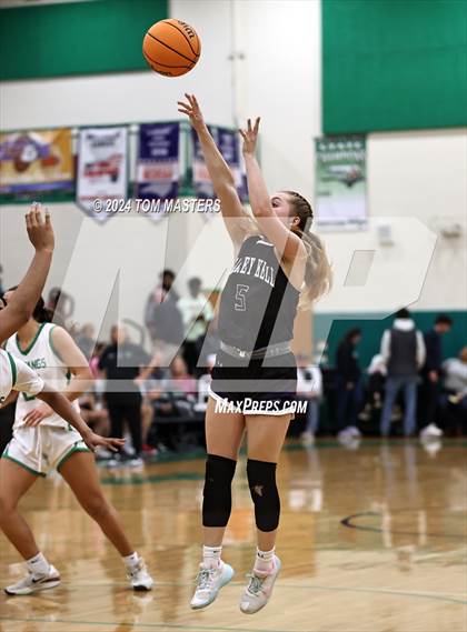 Thumbnail 1 in Ardrey Kell @ Myers Park photogallery.