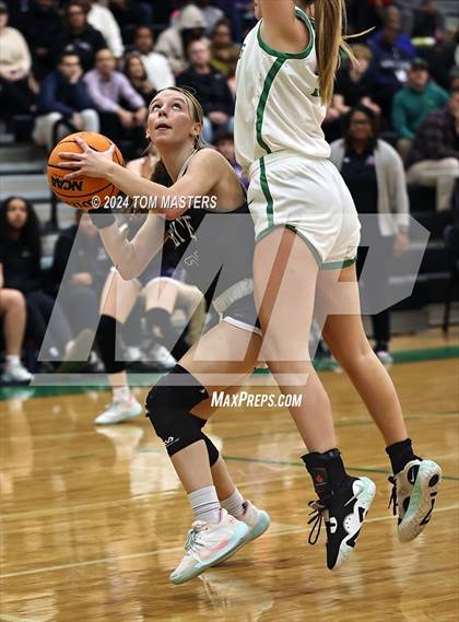 Thumbnail 2 in Ardrey Kell @ Myers Park photogallery.