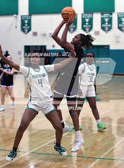 Thumbnail 1 in Ardrey Kell @ Myers Park photogallery.