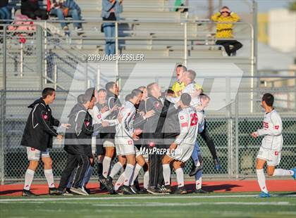 Thumbnail 2 in Cathedral vs. San Clemente (CIFSS D1 Final) photogallery.