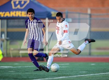 Thumbnail 2 in Cathedral vs. San Clemente (CIFSS D1 Final) photogallery.