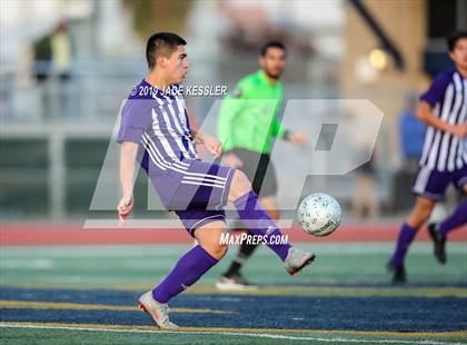 Thumbnail 1 in Cathedral vs. San Clemente (CIFSS D1 Final) photogallery.