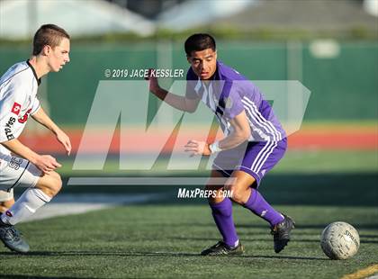 Thumbnail 3 in Cathedral vs. San Clemente (CIFSS D1 Final) photogallery.