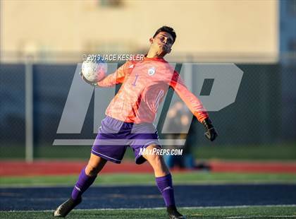 Thumbnail 3 in Cathedral vs. San Clemente (CIFSS D1 Final) photogallery.