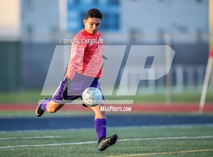 Thumbnail 2 in Cathedral vs. San Clemente (CIFSS D1 Final) photogallery.