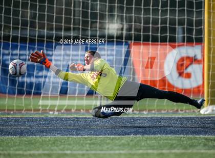 Thumbnail 3 in Cathedral vs. San Clemente (CIFSS D1 Final) photogallery.