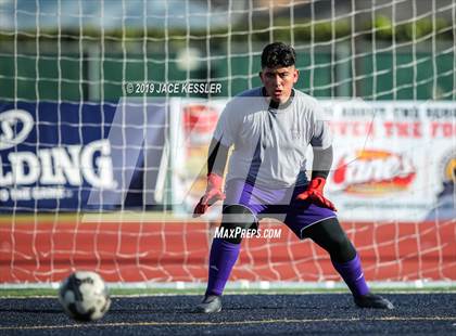 Thumbnail 3 in Cathedral vs. San Clemente (CIFSS D1 Final) photogallery.