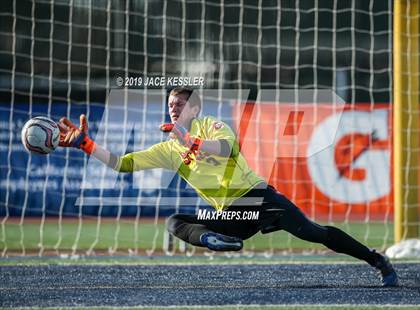 Thumbnail 2 in Cathedral vs. San Clemente (CIFSS D1 Final) photogallery.