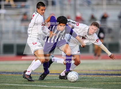 Thumbnail 2 in Cathedral vs. San Clemente (CIFSS D1 Final) photogallery.